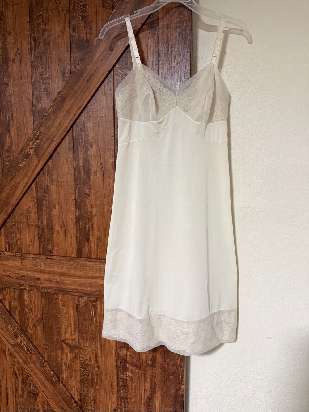 Vintage 50’s Vanity Fair Ivory Illusion Lace Nightgown Slip Size Small